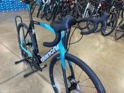 Bianchi Oltre XR 3 Ultegra Di2 Graphite Race/Celeste 2023 -Bicycle Shop 0iW1Hr 5uvL1erhatoOT5 iuQ
