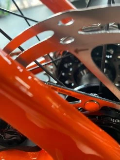 Pinarello Paris SRAM Rival ETap AXS - Orange 2022 -Bicycle Shop 1XyiKajMy L2V TrzU0yJ7cuU