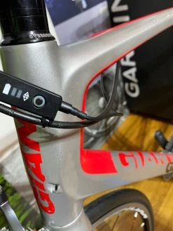 Giant Defy With Ultegra Di2 -Bicycle Shop 268sPZRexV yHEtnpNX6huoMQ