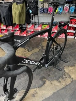 Pinarello Dogma F12 XLight Disc Ultegra Di2 11 Speed - Fulcrum Carbon - Black -Bicycle Shop 5BvLZMKwdMm1Kts emMCJxhUQ