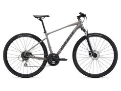 Giant Roam 3 Disc -Bicycle Shop DlZ haT4jGsyx831KW2M42BHw