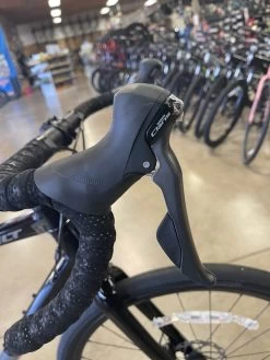 Felt Broam 60 Gravel Shimano Sora/Claris Mix Black 2020 -Bicycle Shop EPQkhXnWNe GB5l njVAK0x7c