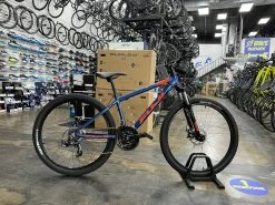 Fuji Adventure 27.5 Disc Shimano Tourney 7 Speed - Dark Blue 2022