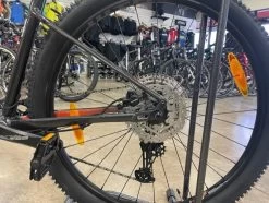 Cannondale Trail SE 3 Hardtail Mountain Bike: Shimano Deore 1x11, Dropper Post Impact Orange -Bicycle Shop I IwgUU3VMZoXLIH6gN J6ZlY