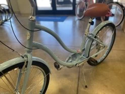 Tuesday March 7 Low-Step Perrywinkle 2021 -Bicycle Shop JN2imkXGc0iC3DPB6OSA3AoS0