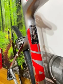 Giant Defy With Ultegra Di2 -Bicycle Shop M1syWIo3Gv6k66fke2IHl7Xxw