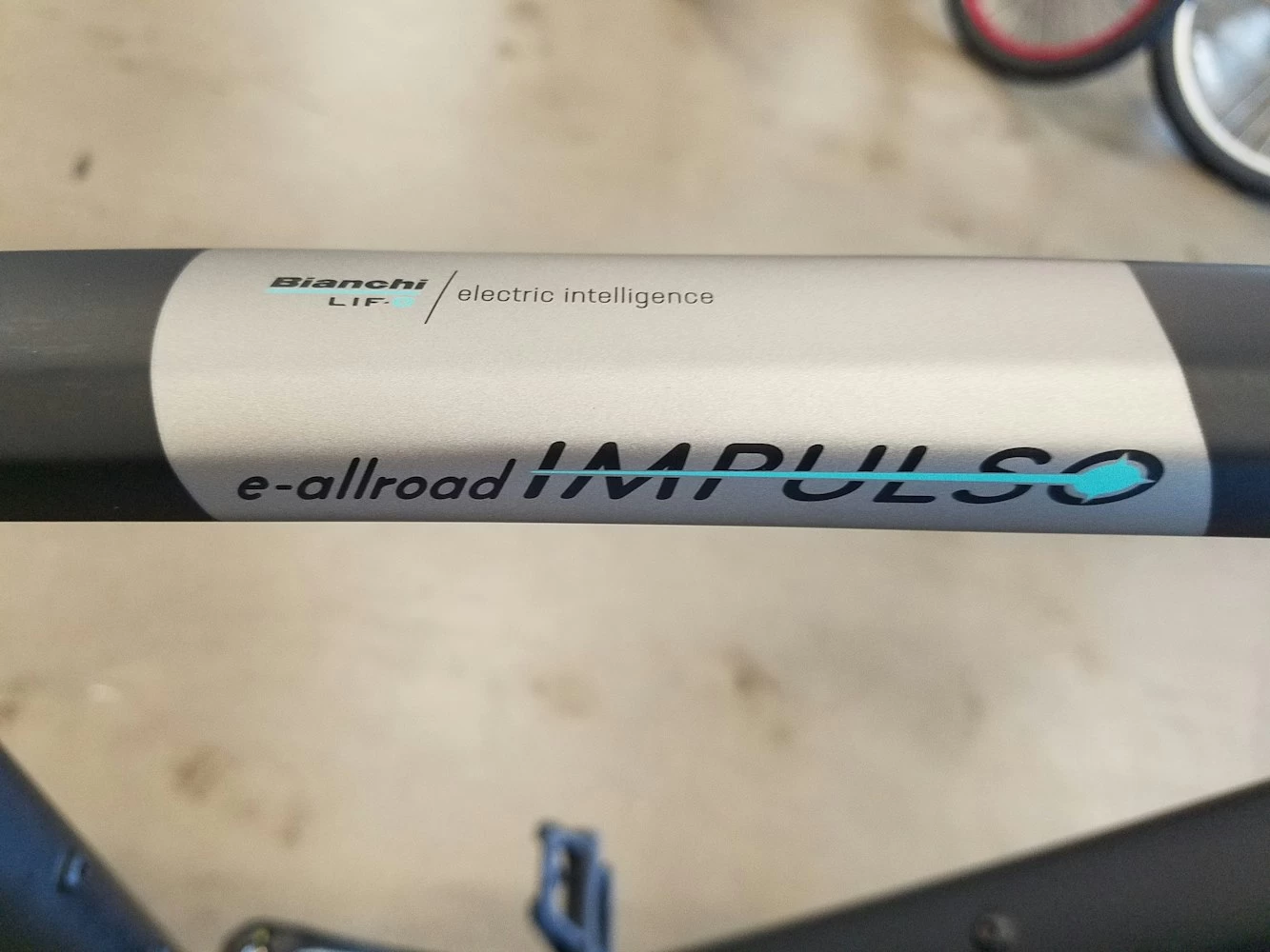 Bianchi E-Impulso All Road 2022 3 Bianchi E-Impulso All Road 2022 - Image 3