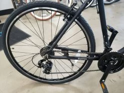 Retrospec Barron Hybrid Bike 21-Speed 2022 -Bicycle Shop QcXuWurFH1ta76lkMRidxTbng