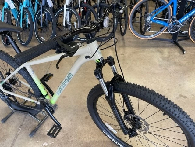 Cannondale Trail 8 - Quicksand 2023 9 Cannondale Trail 8 - Quicksand 2023 - Image 9