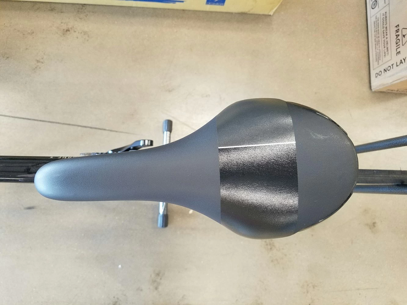 Bianchi Via Nirone 7 Shimano Claris Metallic Black 5 Bianchi Via Nirone 7 Shimano Claris Metallic Black - Image 5