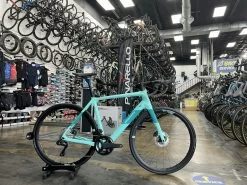 Bianchi Infinito Disc Ultegra Di2 12 Speed - Celeste/Dark Turquoise 2022