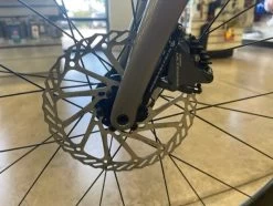 Argon 18 Gallium Disc Shimano Ultegra Silver Titan 2021 -Bicycle Shop h09izWYGJjJDLmvCe6le0fvbQ