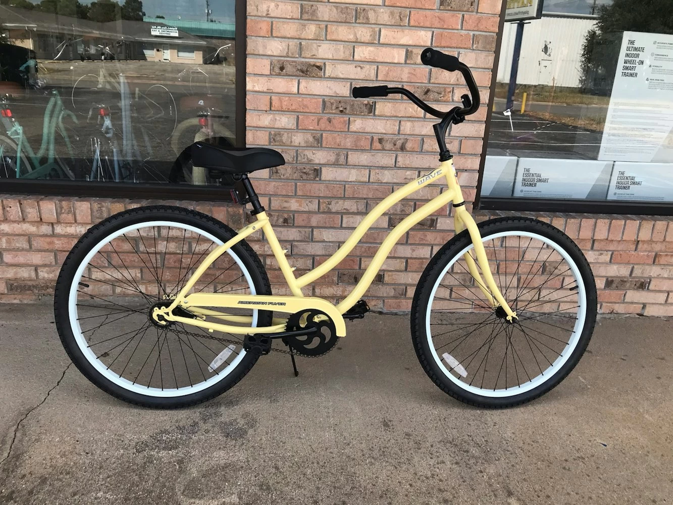 American Flyer 26" Wave 2.0 Gloss Yellow 2021 1 American Flyer 26" Wave 2.0 Gloss Yellow 2021