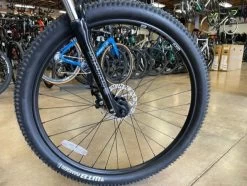 Cannondale Trail 8 - Quicksand 2023 19 Cannondale Trail 8 - Quicksand 2023 -Bicycle Shop mouvtf9yl89JlIqMd0JquJd 8