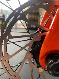Pinarello Paris SRAM Rival ETap AXS - Orange 2022 -Bicycle Shop ny8AAlRGYCJeX7atOonAK kzM