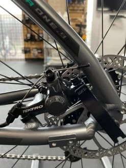 Fuji Nevada 1.9 27.5 Satin Graphite 2022 -Bicycle Shop o eeAHrex1VFUnjynv1B3l0wI