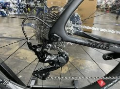 Pinarello Paris Disc Shimano 105 - B.O.B 2022 -Bicycle Shop p rlUoFeVl 6CJ3SM z0b26oA