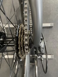 Fuji Nevada 1.9 27.5 Satin Graphite 2022 -Bicycle Shop sGo6y6kueGyhwE4sTa2PIneYI