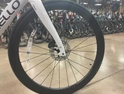 Pinarello Prince Disk Shimano Ultegra Di2 Most Ultrafast 40 Carbon Wheels - White -Bicycle Shop wBD0bG9YEhr4mLkhhVnNCr6ns