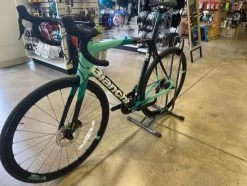 Bianchi Oltre XR 3 Ultegra Di2 Graphite Race/Celeste 2023 -Bicycle Shop xJNedOwLmbjiy1sgt1PfsTXzE
